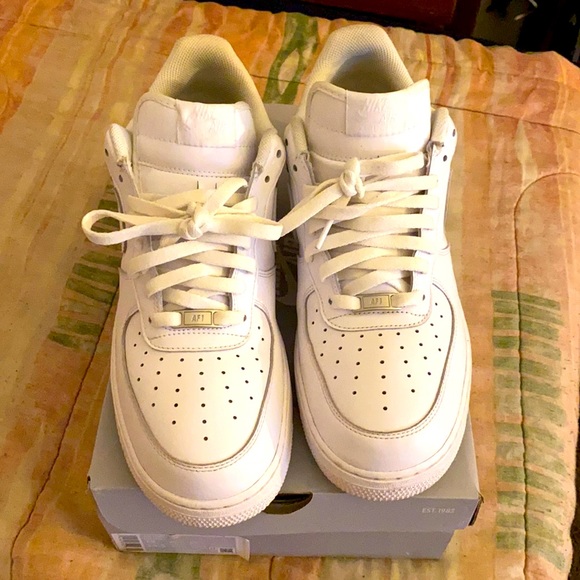Air Force 1s - Picture 1 of 5